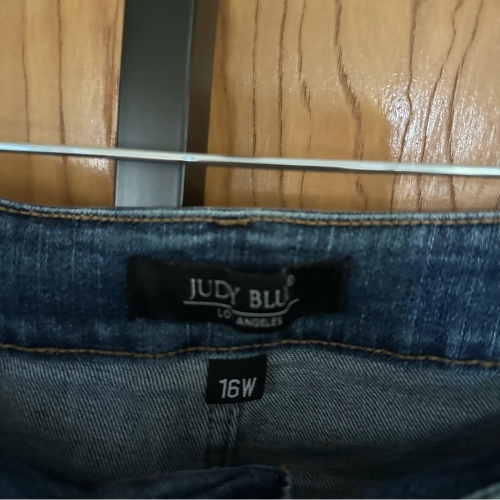 Judy Blue Dark Wash Skinny Jeans 16W - Picture 2 of 8
